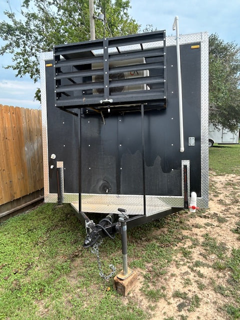 2022 TFT Food Trailer, no cooking equipment. (64781) Located in Katy, Tx